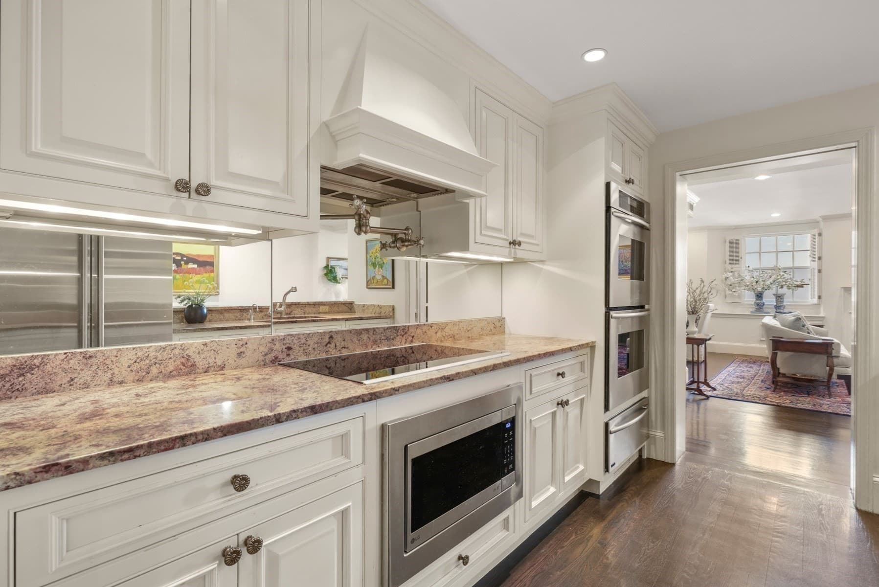 Condominium at 142 Chestnut Street # 5, Boston MA 02108, photo 5 of 20