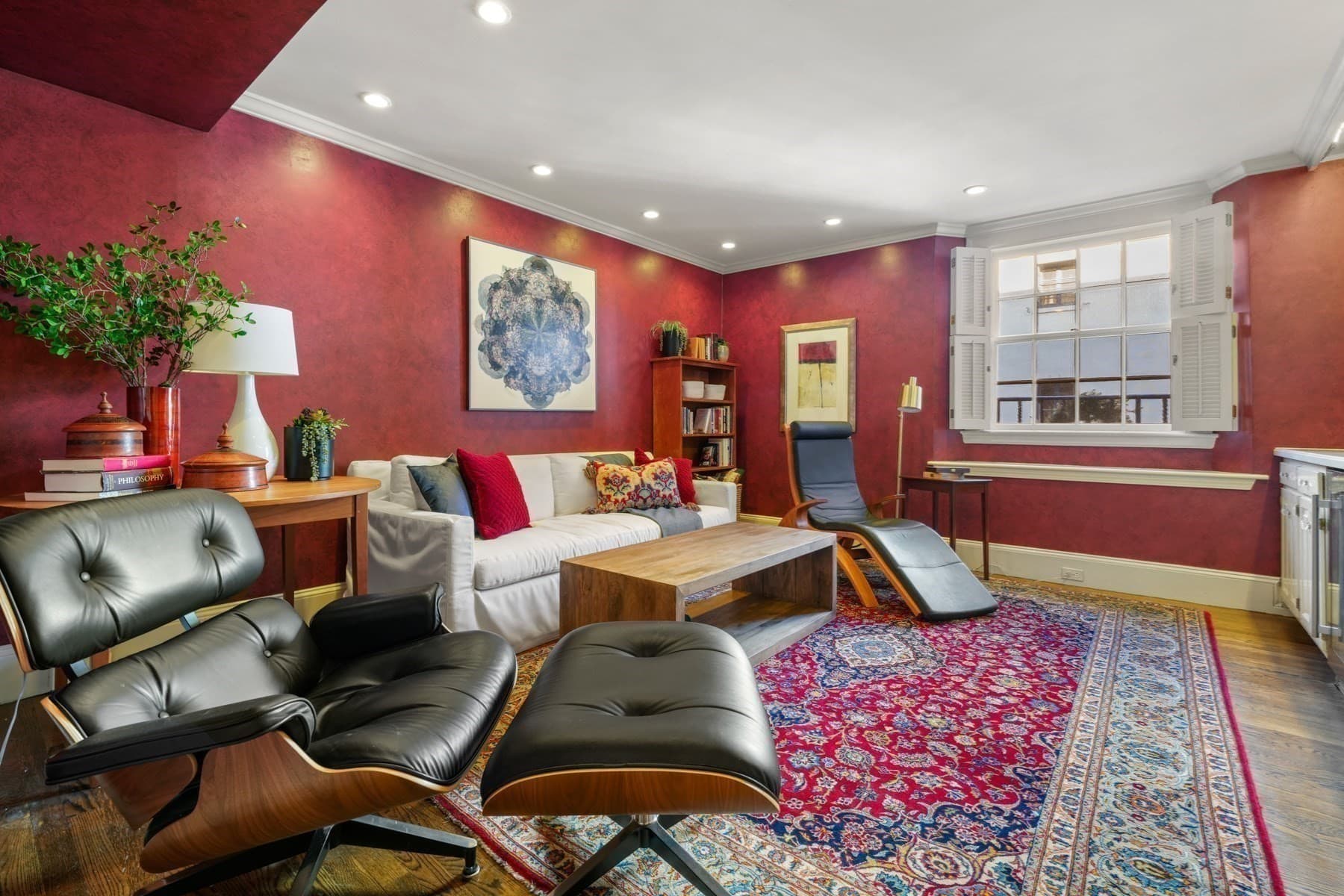 Condominium at 142 Chestnut Street # 5, Boston MA 02108, photo 9 of 20