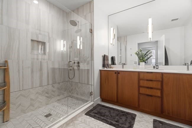 Condominium at 566 Columbus Ave # 103, Boston MA 02118, photo 11 of 19