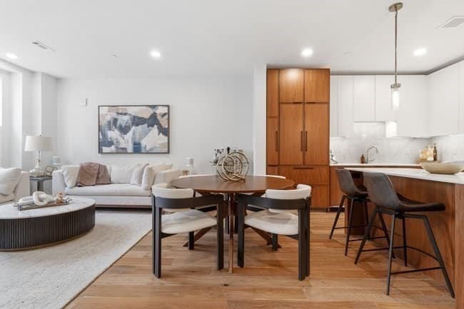 Condominium at 566 Columbus Ave # 103, Boston MA 02118, photo 4 of 19