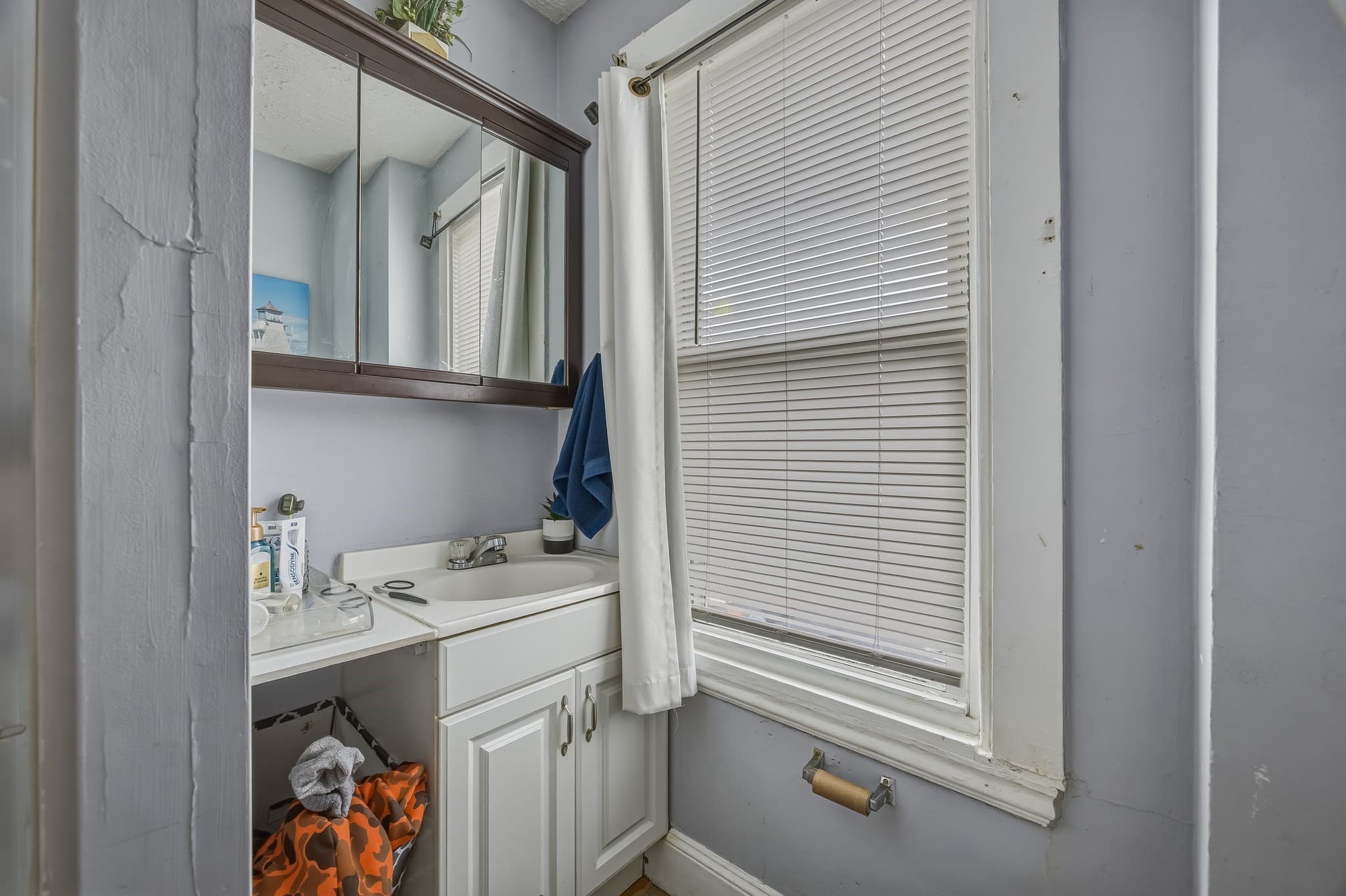 4 Family at 191 Bonney St, New Bedford MA 02740, photo 18 of 34