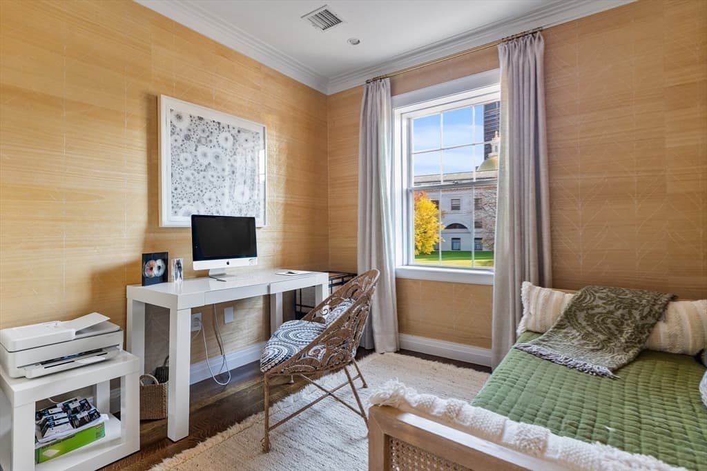 Condominium at 4 Joy St PH, Boston MA 02108, photo 27 of 34