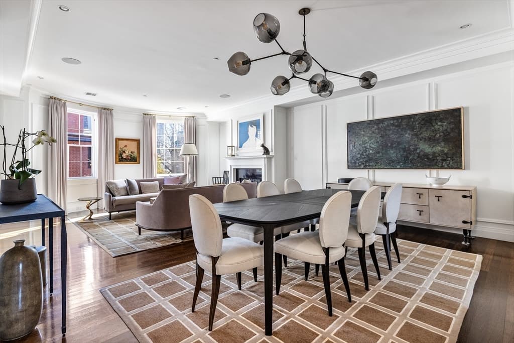 Condominium at 4 Joy St PH, Boston MA 02108, photo 2 of 34