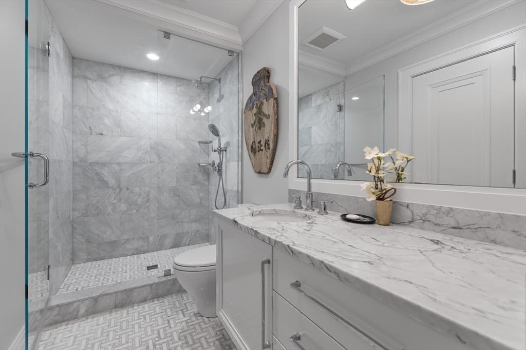 Condominium at 4 Joy St PH, Boston MA 02108, photo 26 of 34