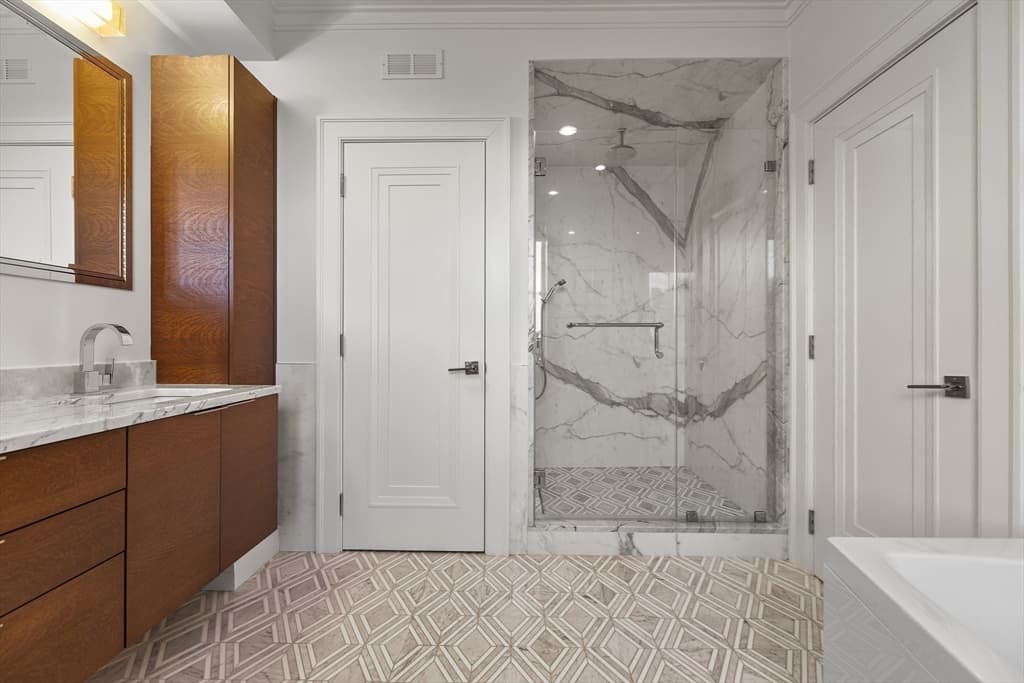 Condominium at 4 Joy St PH, Boston MA 02108, photo 22 of 34