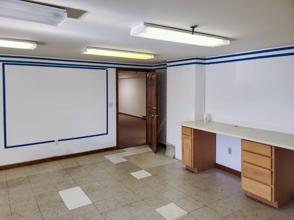 40 Industry Rd # 18, Barnstable MA 02648 photo 3