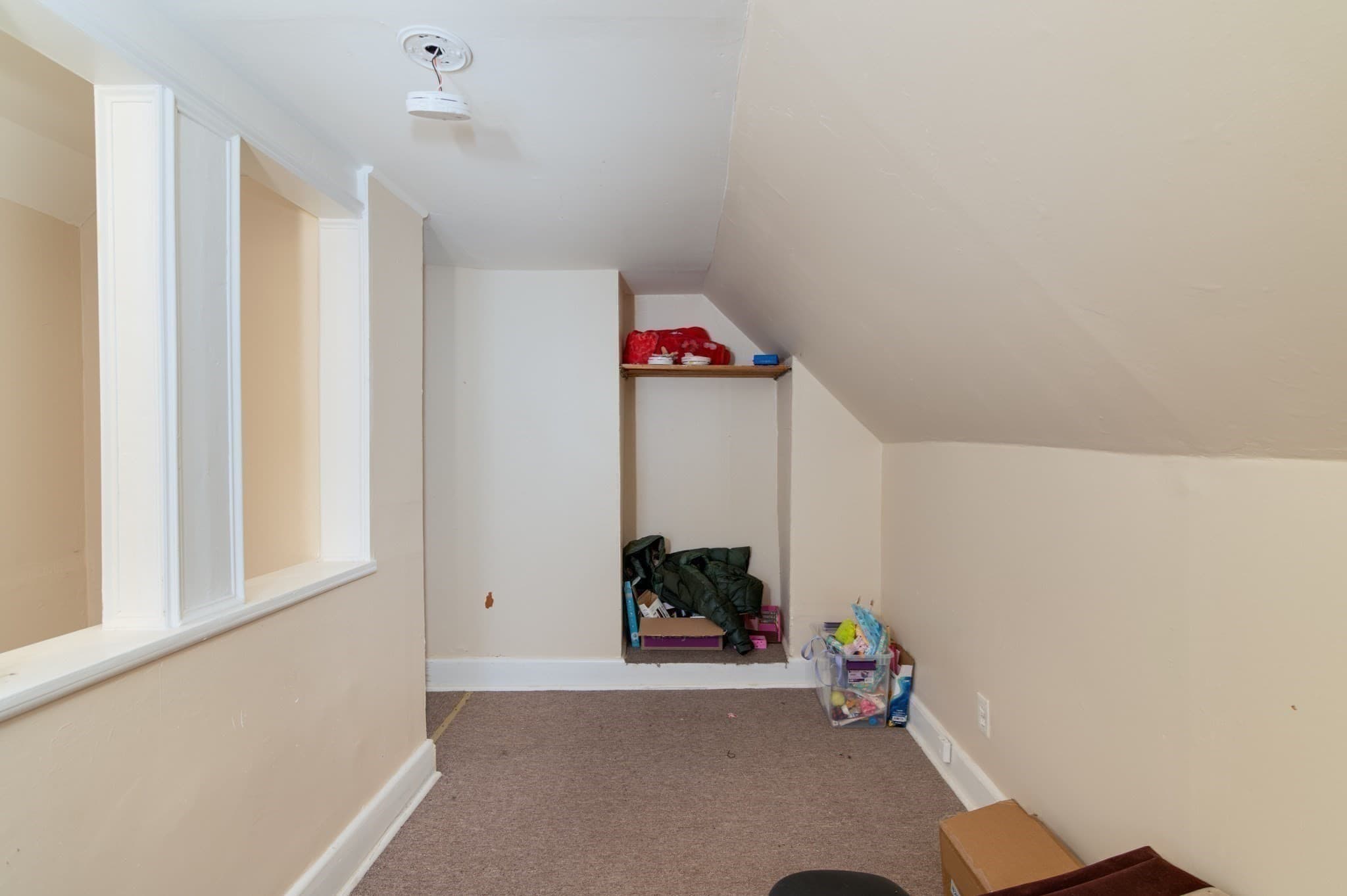 Multi Family at 165 Whitwell St, Quincy MA 02169, photo 33 of 39
