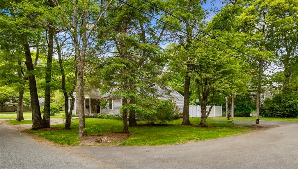 Single Family Residence at 1309 Shootflying Hill Rd, Barnstable MA 02632, photo 30 of 31