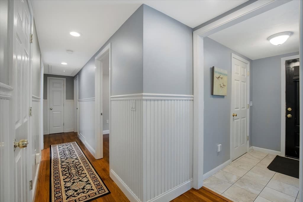 Single Family Residence at 1309 Shootflying Hill Rd, Barnstable MA 02632, photo 14 of 31