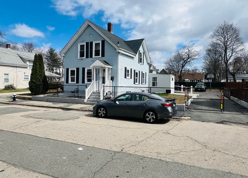 37 Taber Ave, Brockton MA 02302