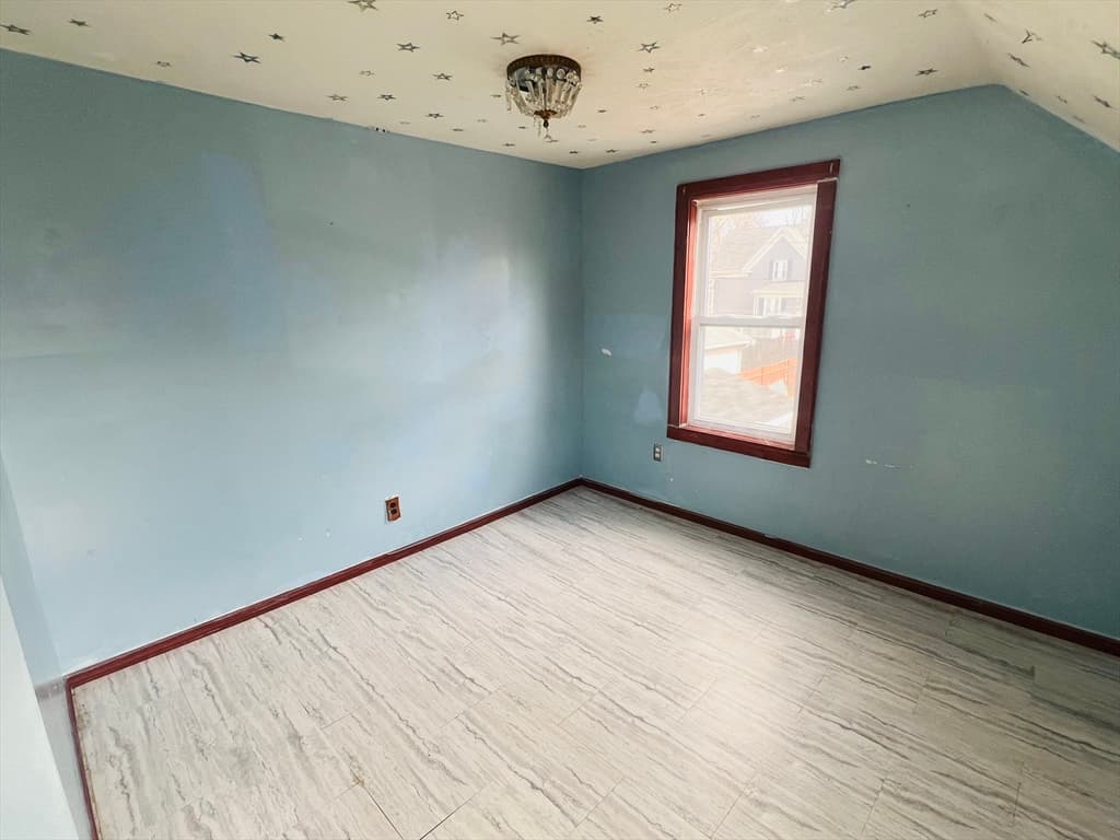 Single Family Residence at 37 Taber Ave, Brockton MA 02302, photo 15 of 20