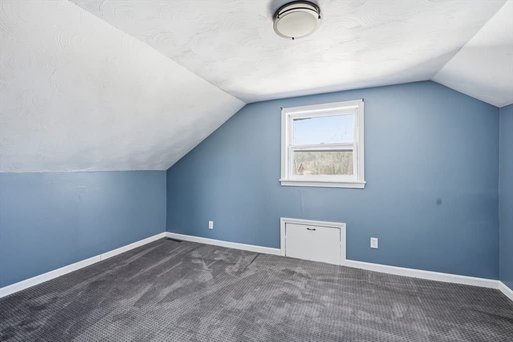 5 Torrey St, Easthampton MA 01027 photo 16
