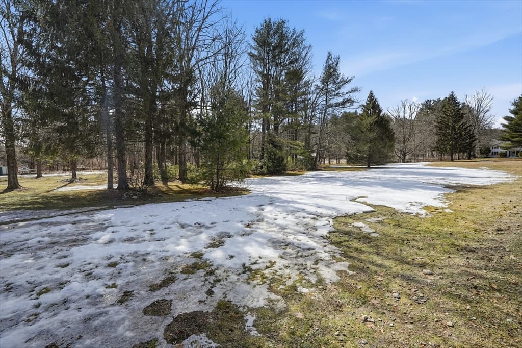 5 Torrey St, Easthampton MA 01027 photo 32