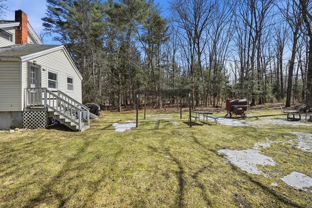 5 Torrey St, Easthampton MA 01027 photo 30