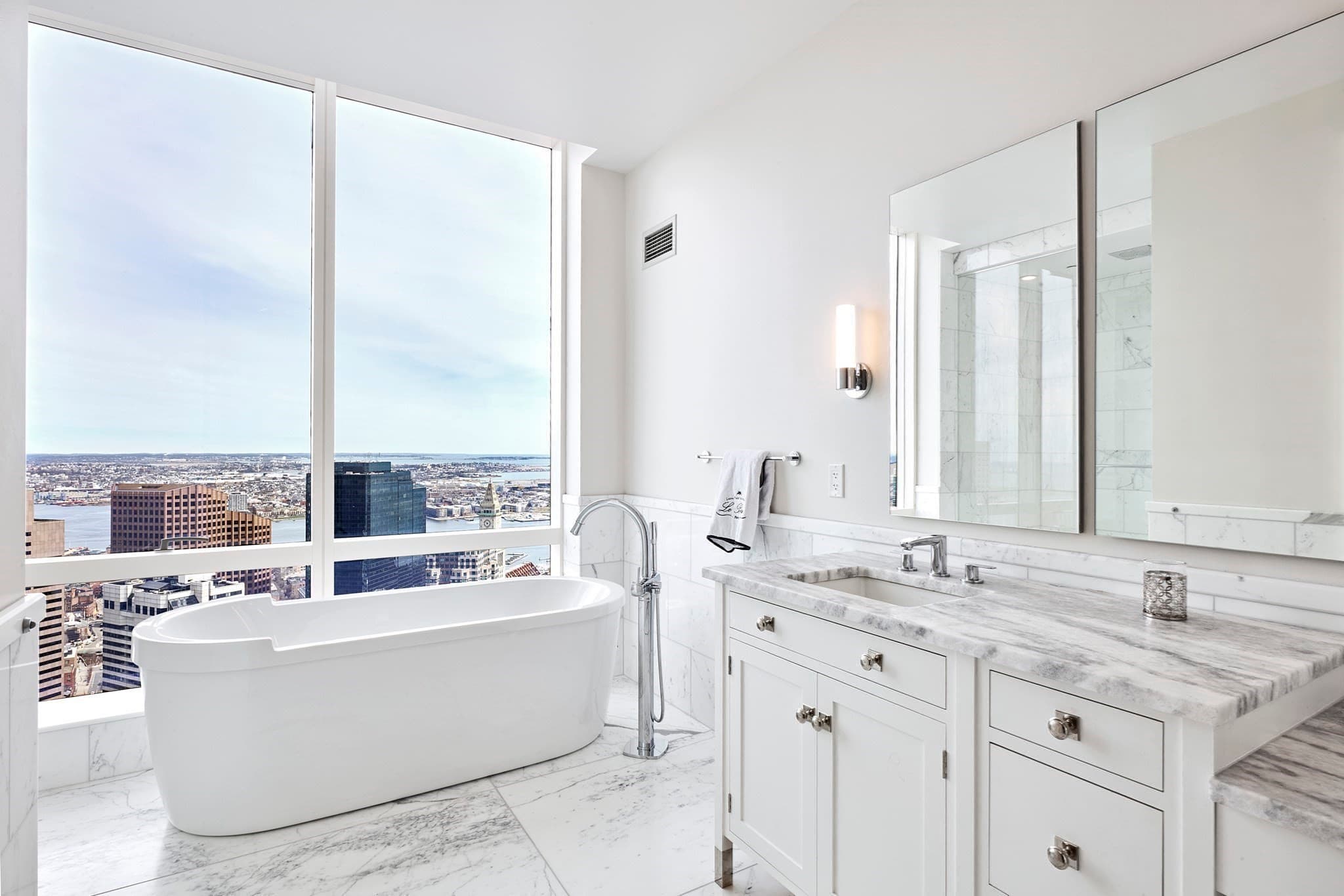 Condominium at 1 Franklin St, Boston MA 02110, photo 19 of 42