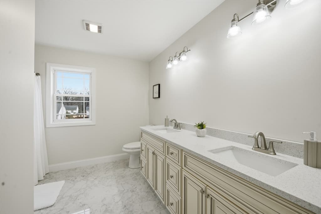Single Family Residence at 110 Crystal Brook Drive, Springfield MA 01118, Springfield, photo 33 of 40