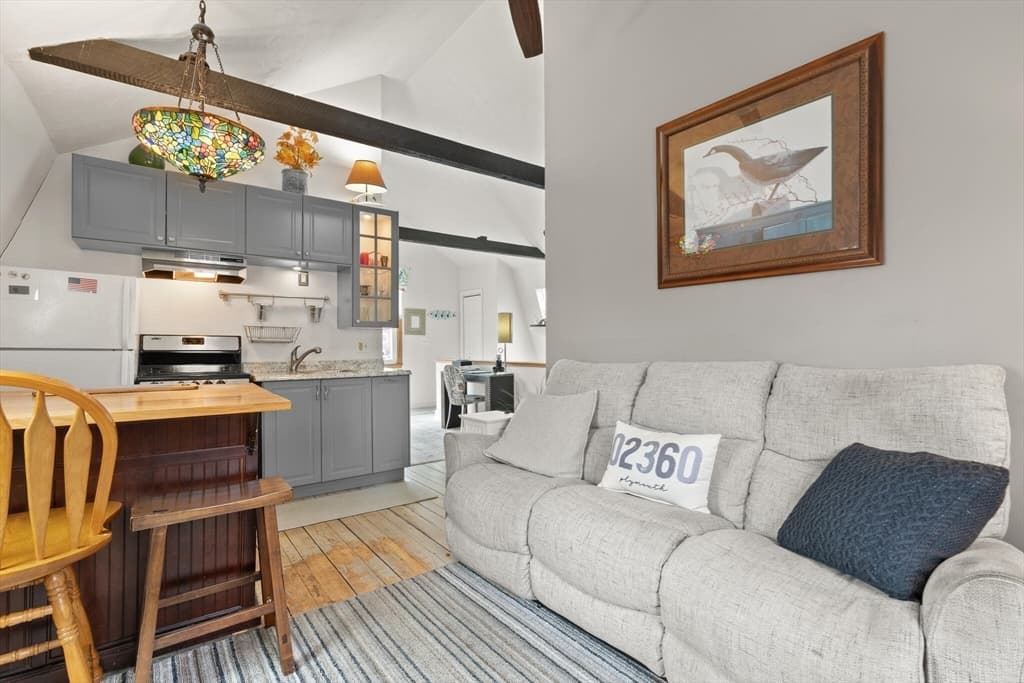 Condominium at 8-R North Street # 5C, Plymouth MA 02360, Plymouth, photo 2 of 27