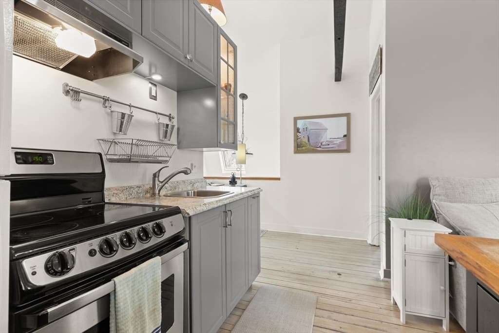 Condominium at 8-R North Street # 5C, Plymouth MA 02360, Plymouth, photo 6 of 27