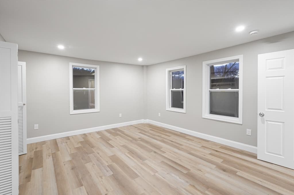 2 Family - 2 Units Side by Side at 98 Southville Rd, Southborough MA 01772, Southborough, photo 15 of 31