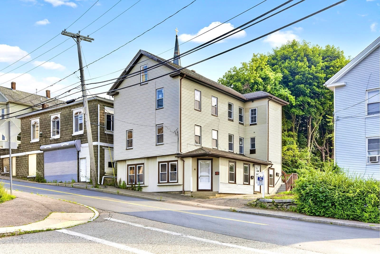 3 Family - 3 Units Up/Down at 42 Maple, Spencer MA 01562, photo 2 of 42