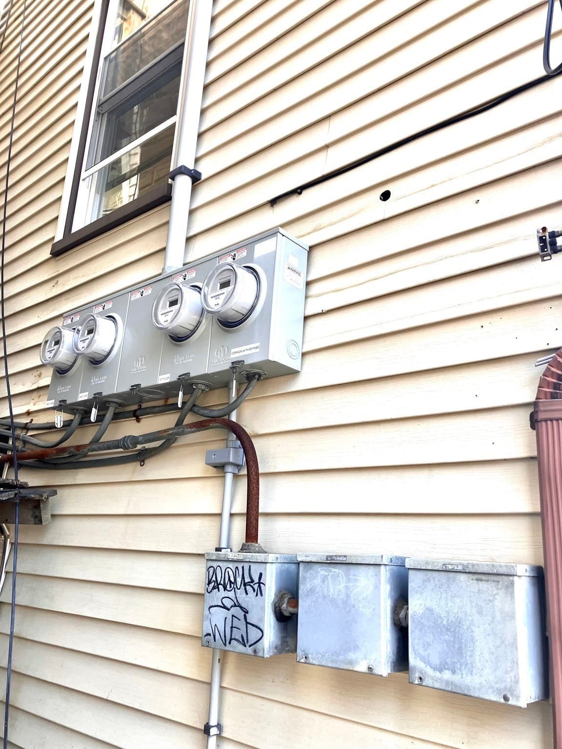 3 Family - 3 Units Up/Down at 42 Maple, Spencer MA 01562, photo 9 of 42