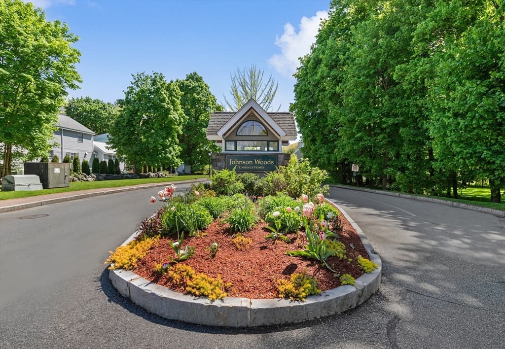 106 Johnson Woods Drive # 106, Reading MA 01867