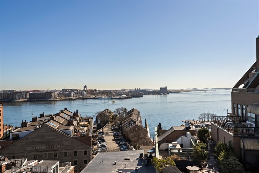 Condominium at 350 North St # 200, Boston MA 02113, photo 22 of 22