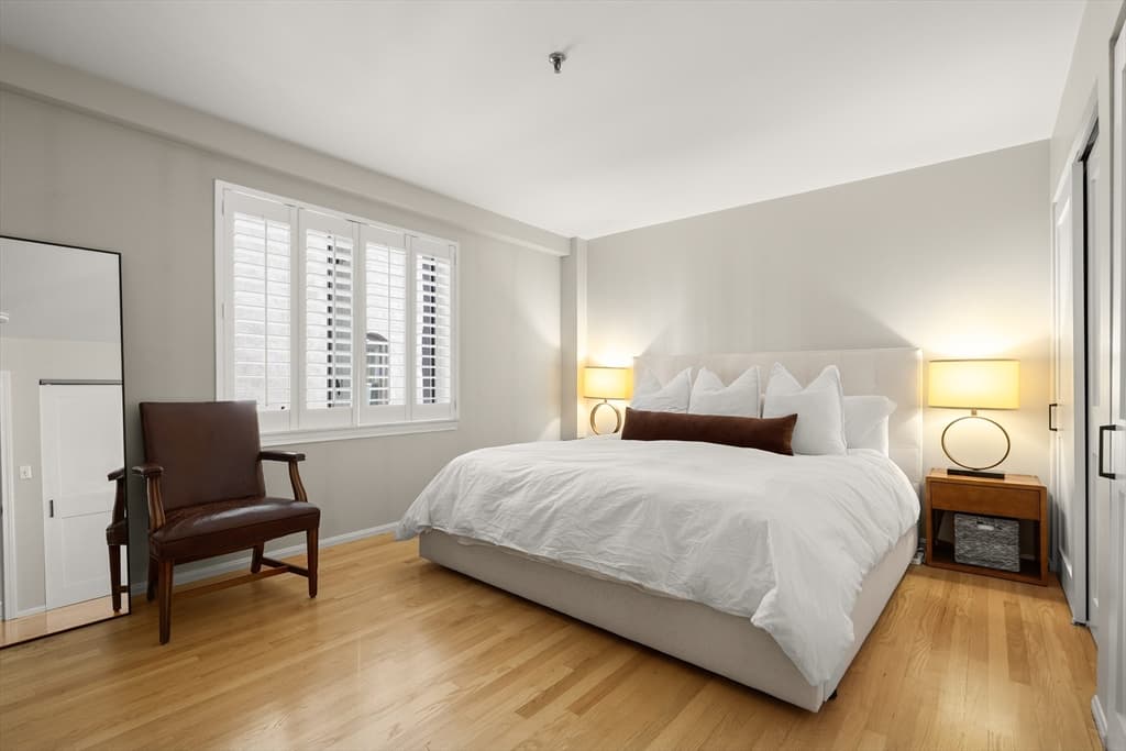Condominium at 350 North St # 200, Boston MA 02113, photo 11 of 22