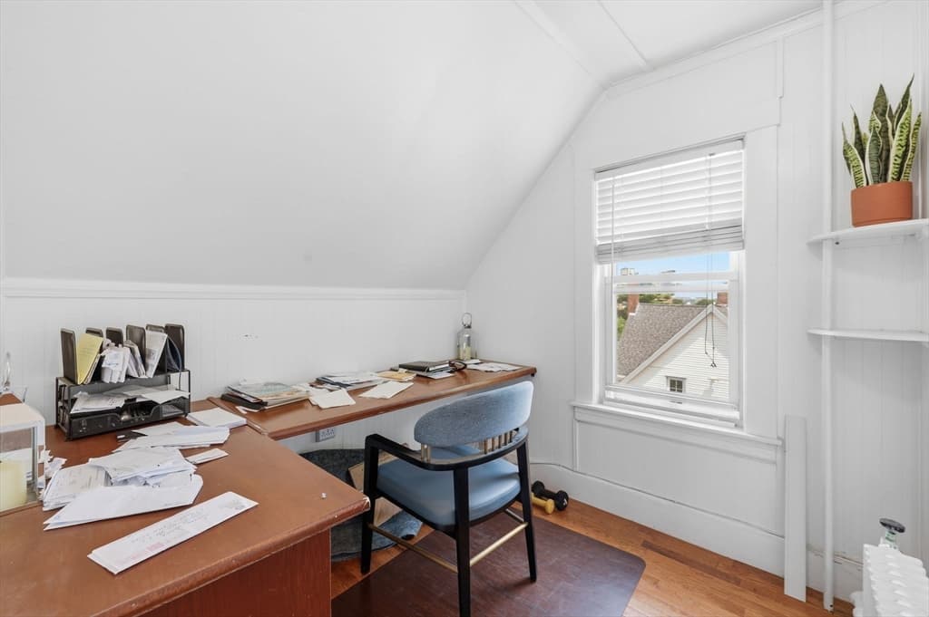 15 Waverly Ave, Everett MA 02149 photo 17
