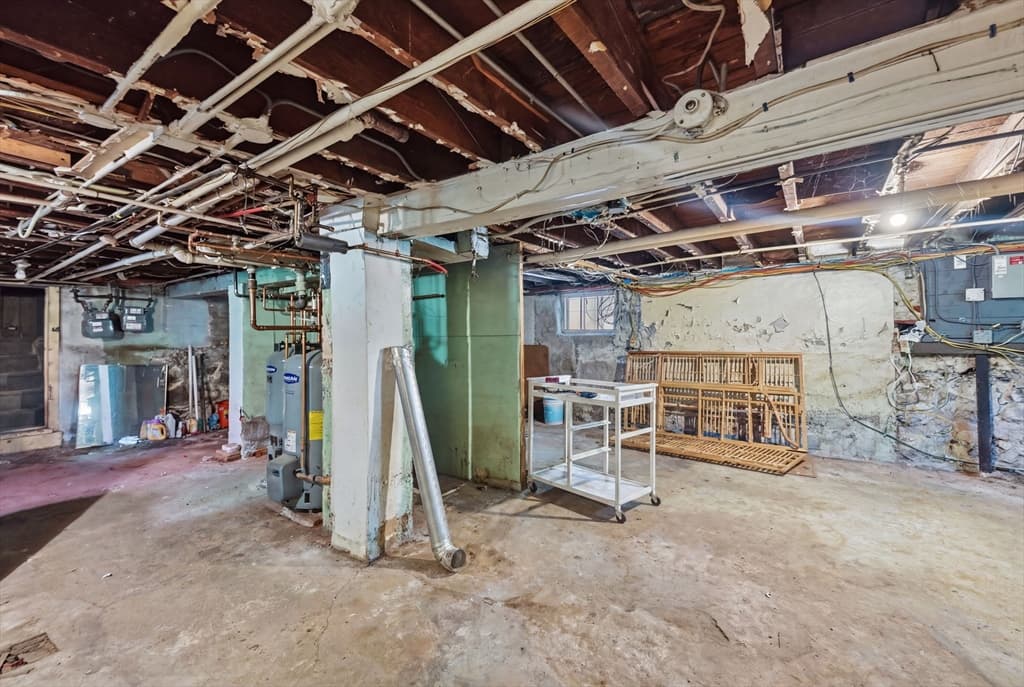 15 Waverly Ave, Everett MA 02149 photo 30