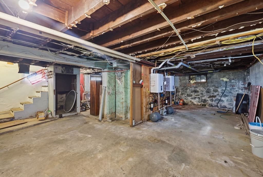 15 Waverly Ave, Everett MA 02149 photo 31