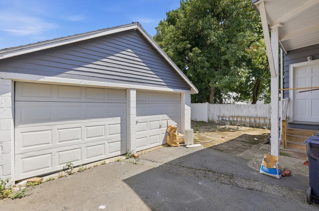 15 Waverly Ave, Everett MA 02149 photo 4