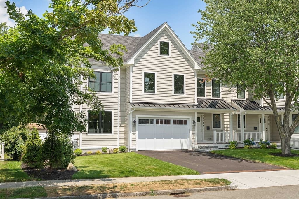 Condex at 237 California St # 237, Newton MA 02456, photo 3 of 37