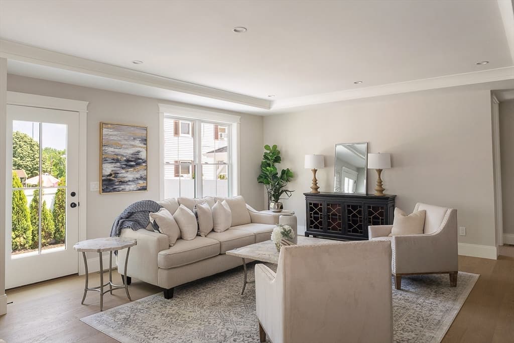 Condex at 237 California St # 237, Newton MA 02456, photo 10 of 37