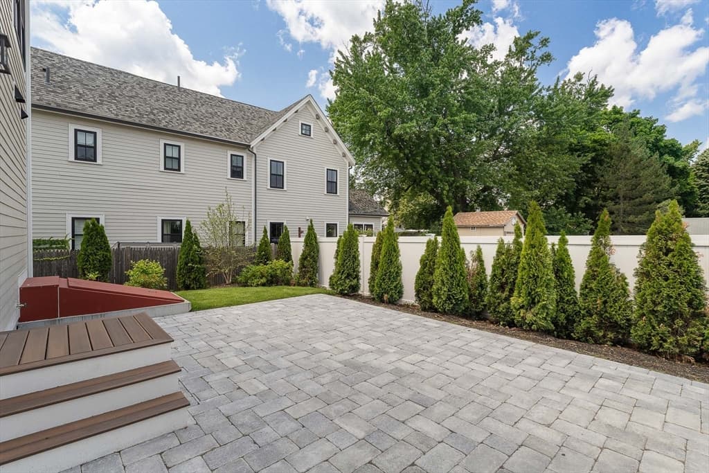 Condex at 237 California St # 237, Newton MA 02456, photo 4 of 37