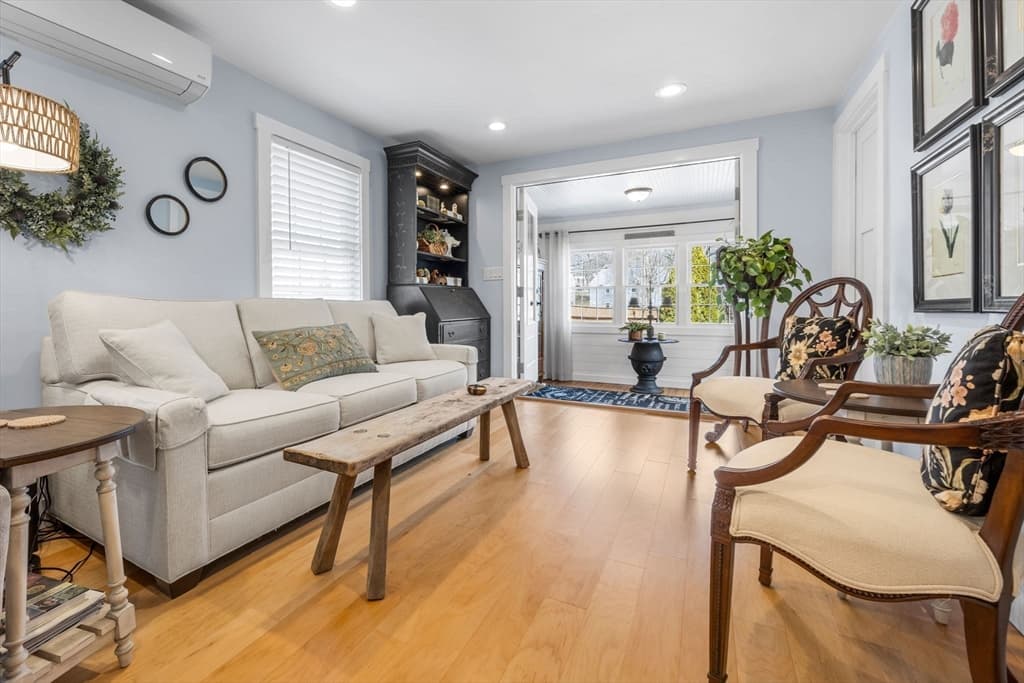 Single Family Residence at 182 Woods Hole Rd, Falmouth MA 02540, Falmouth, photo 10 of 42