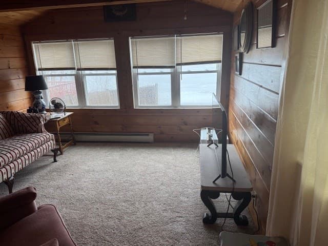 Single Family Residence at 46 Finn Park Rd, Rutland MA 01543, photo 5 of 28