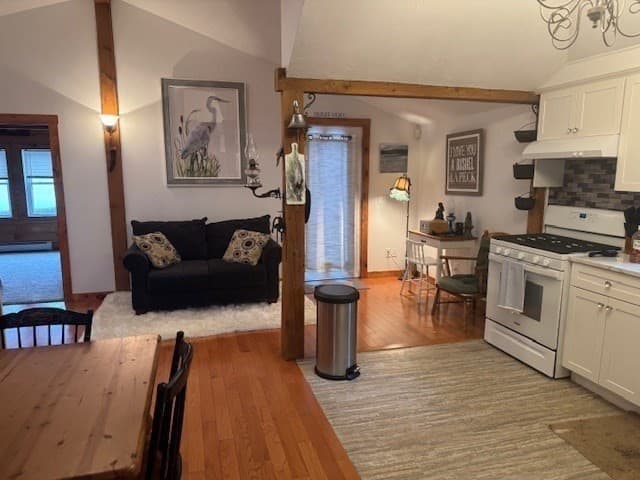 Single Family Residence at 46 Finn Park Rd, Rutland MA 01543, photo 9 of 28