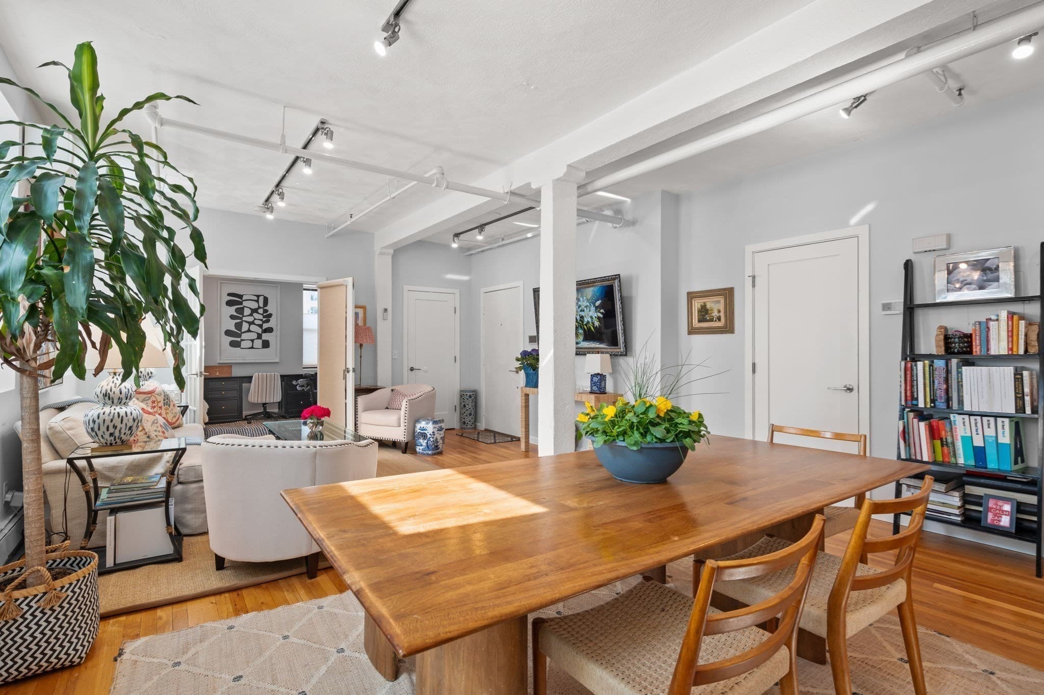 Condominium at 34 Plympton Street # 1, Boston MA 02118, photo 7 of 24