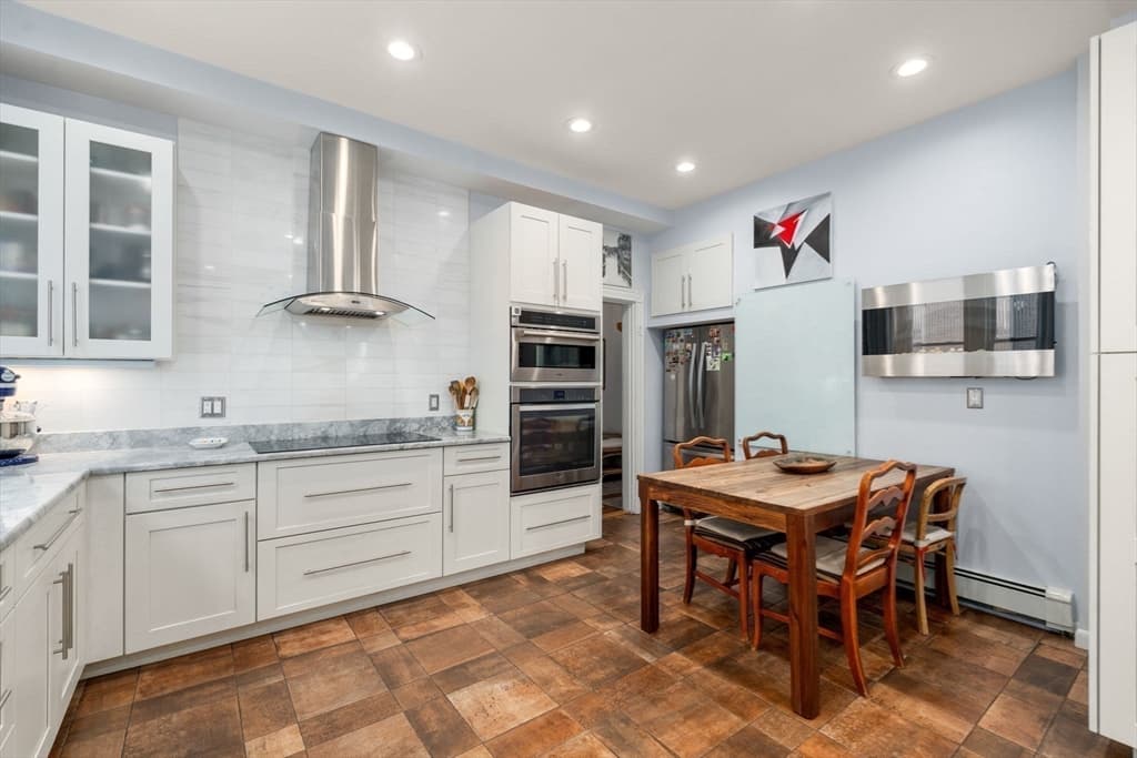 Condominium at 7 Parkman St # 1, Brookline MA 02446, photo 13 of 27