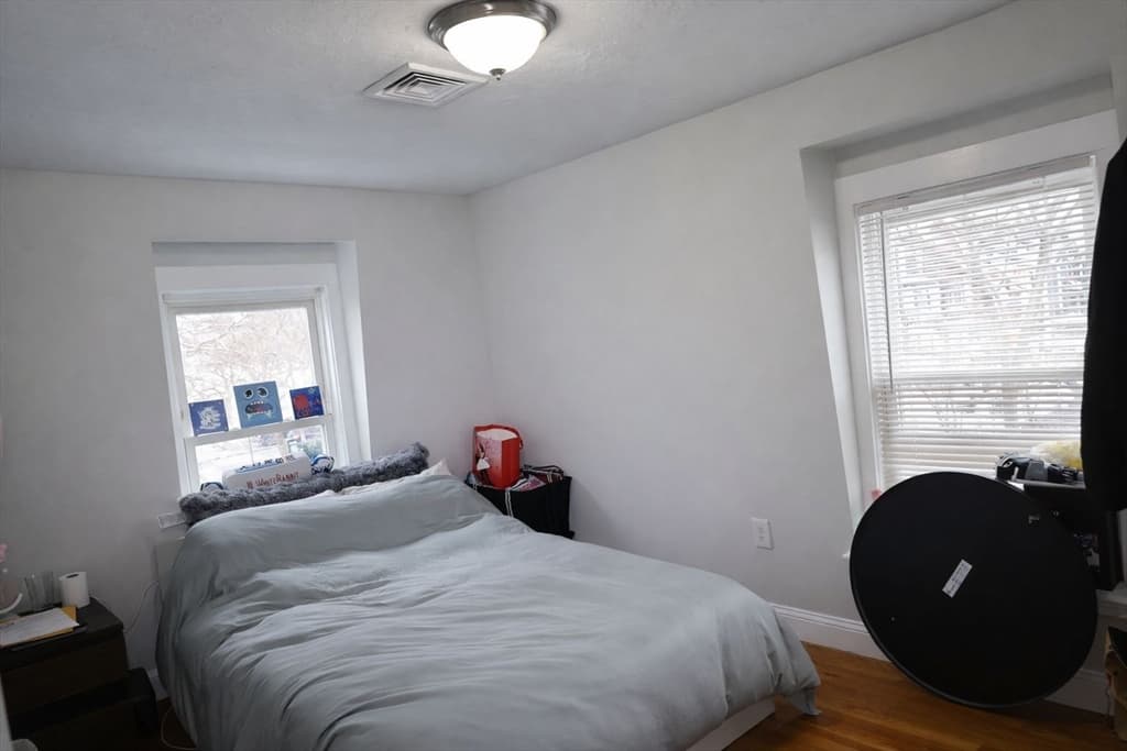 Multi Family at 7 Jaques St, Somerville MA 02145, photo 6 of 18