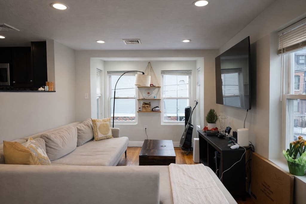 Multi Family at 7 Jaques St, Somerville MA 02145, photo 10 of 18