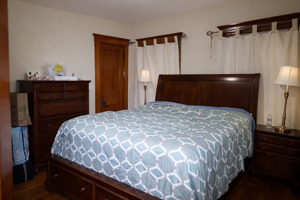 73 Bonair St, Somerville MA 02145 photo 6
