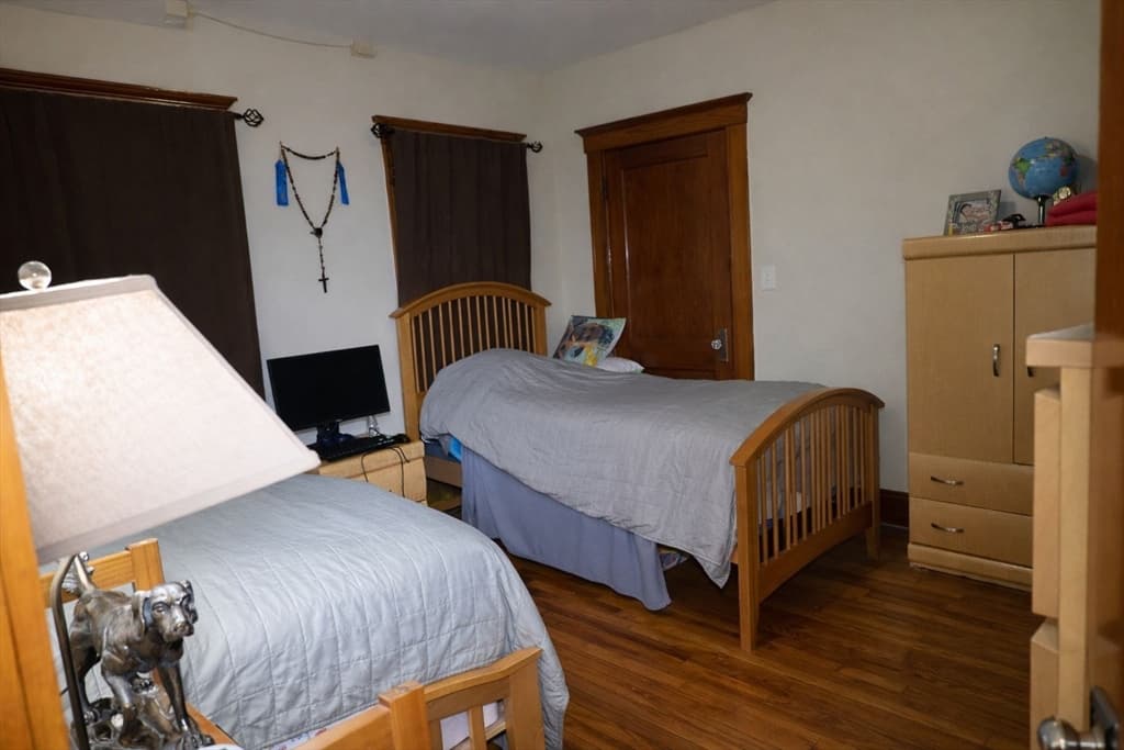 73 Bonair St, Somerville MA 02145 photo 8