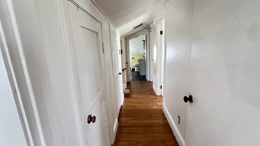 Single Family Residence at 2 Carpenter Rd, Lynnfield MA 01940, photo 16 of 20