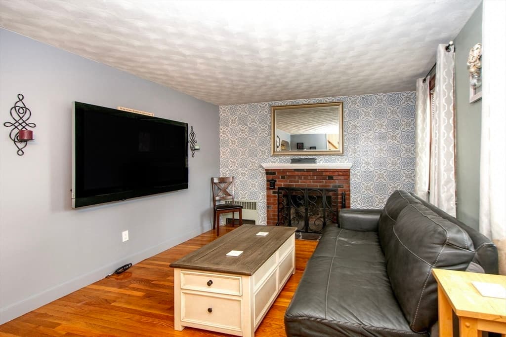 Single Family Residence at 214 Mechanic St, Foxboro MA 02035, photo 14 of 40