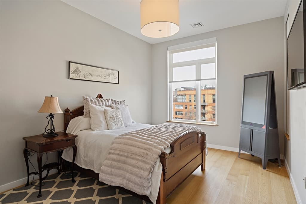 Condominium at 477 Harrison Ave # 5B, Boston MA 02118, photo 10 of 26