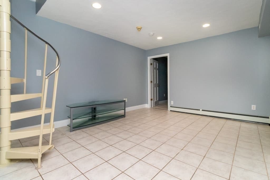 Condominium at 35 Chestnut St # 2, Chelsea MA 02150, Chelsea, photo 15 of 24