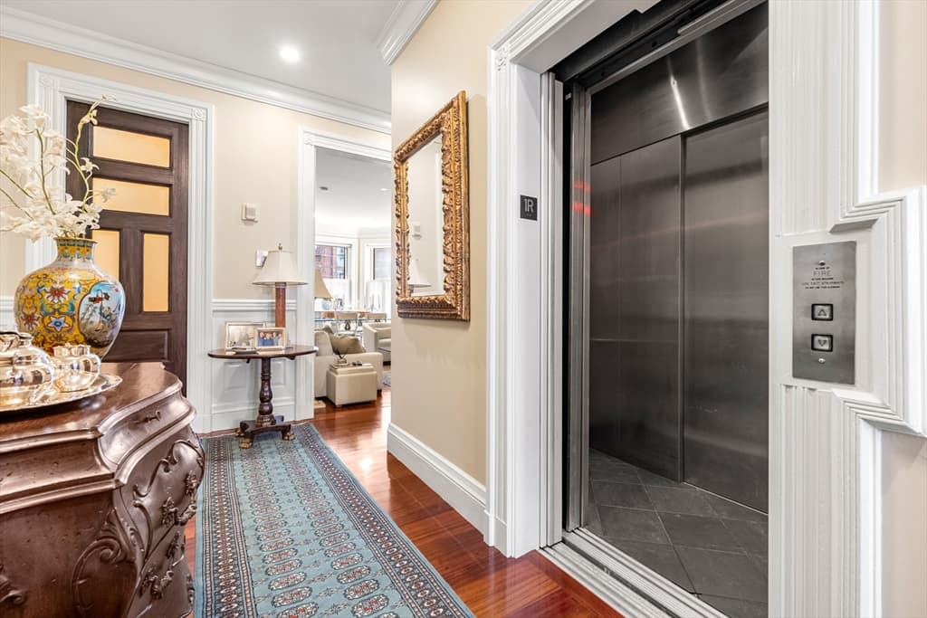 392 Marlborough St # 1, Boston MA 02115 photo 6