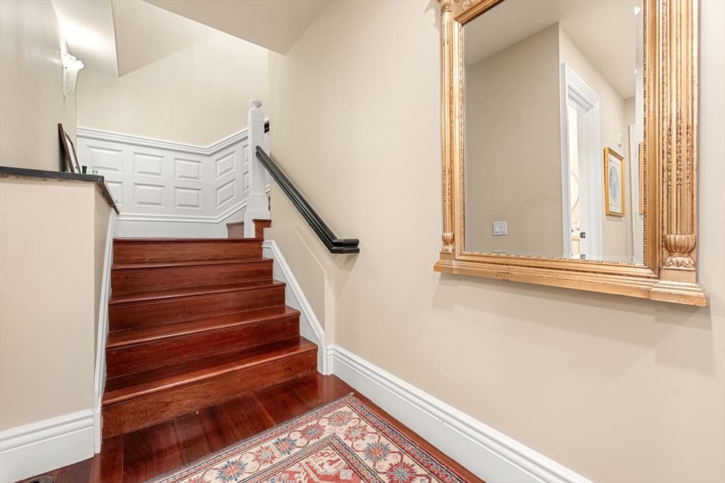 392 Marlborough St # 1, Boston MA 02115 photo 16
